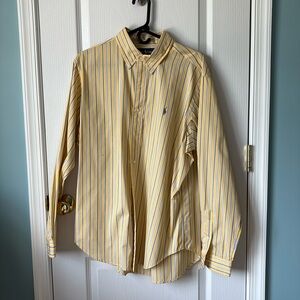 Men’s classic button down polo shirt